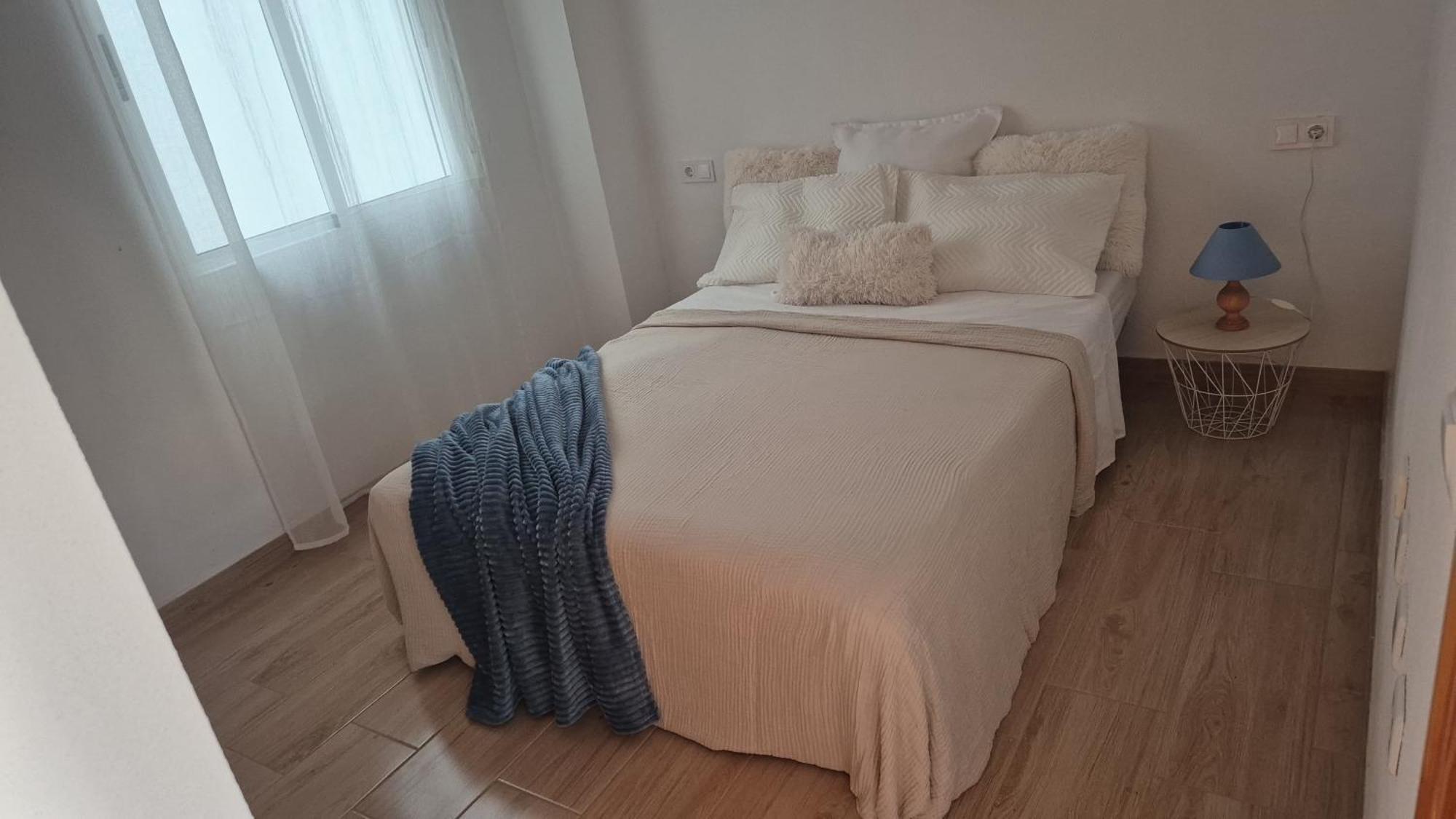 Espectacular Piso A 50 Metros Del Mar Lägenhet Torrevieja Exteriör bild